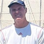 Clases y entrenamientos de tenis para diferntes edades y niveles